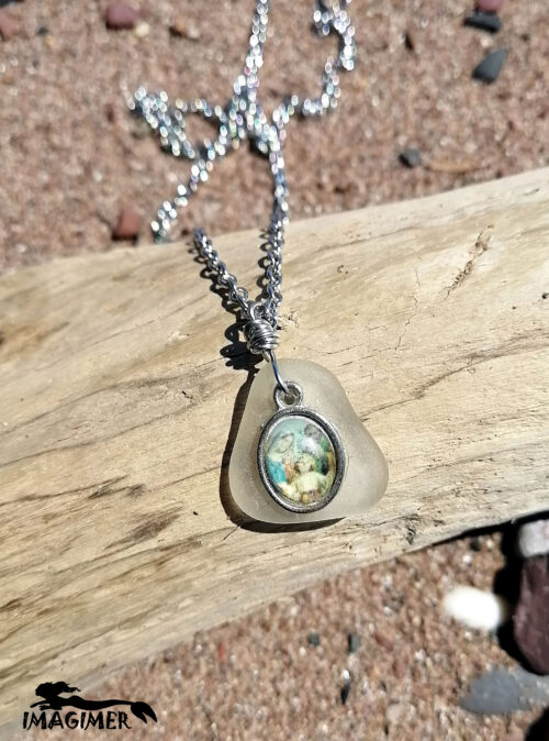 small jesus pendant